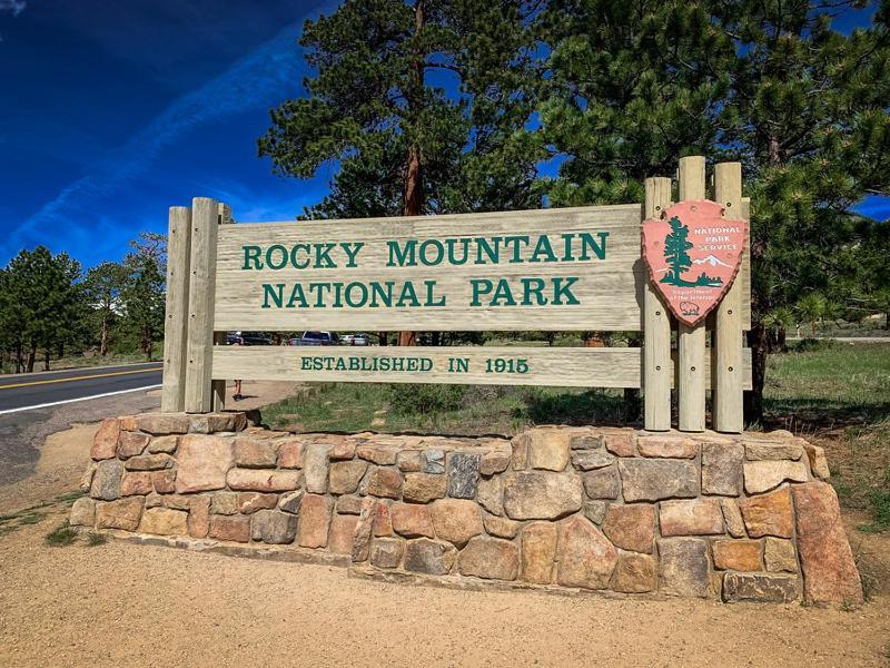אסטס פארק Lily Mountain Lodge - Amazing Mountains Views, Private Hot Tub, Great Location מראה חיצוני תמונה